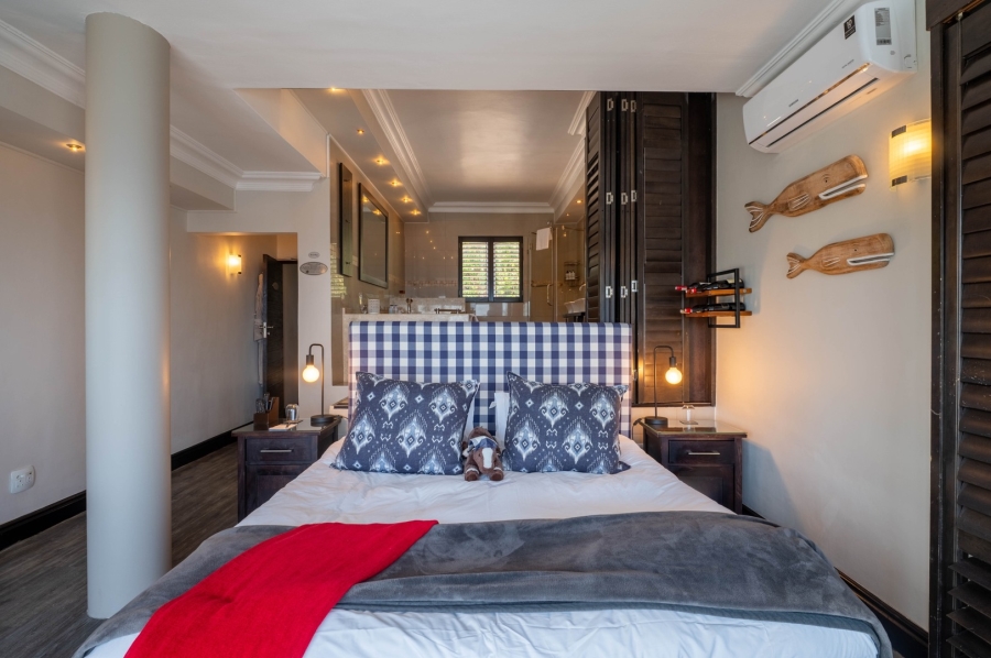 9 Bedroom Property for Sale in The Heads Western Cape